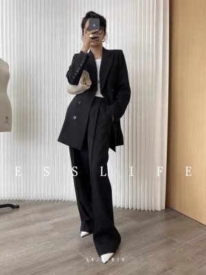Ess Life Black long pants suit